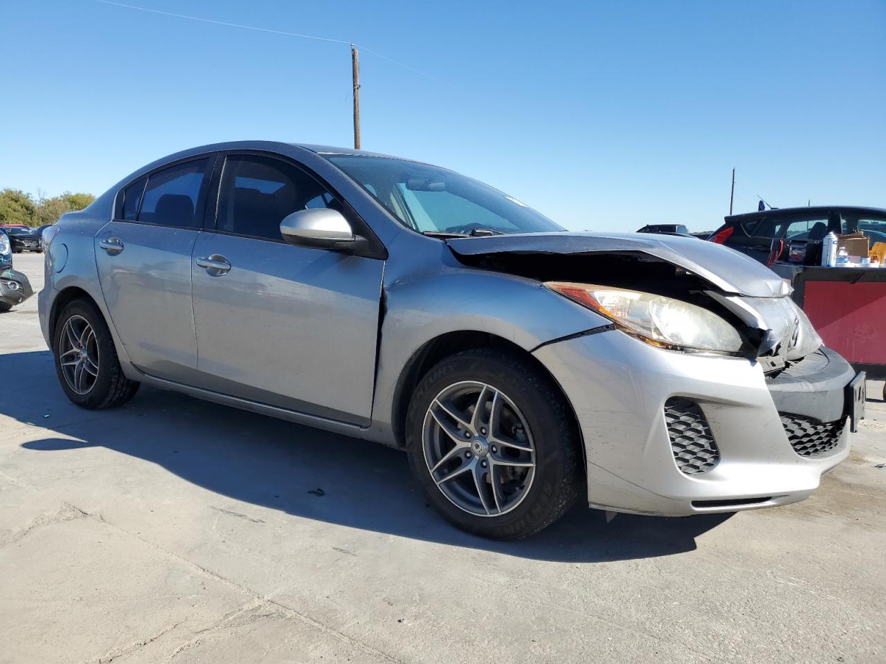2012 Mazda 3 - Image 4