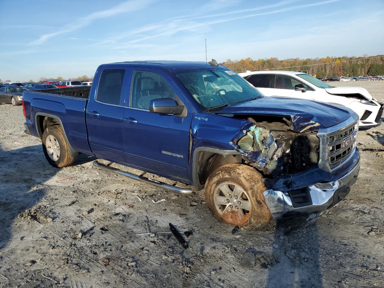 2015 GMC Sierra - Image 4
