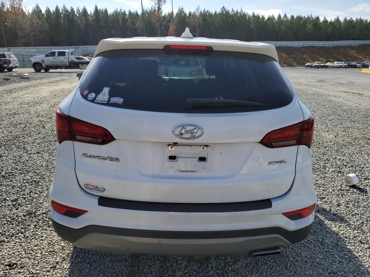 2017 Hyundai Santa Fe - Image 6