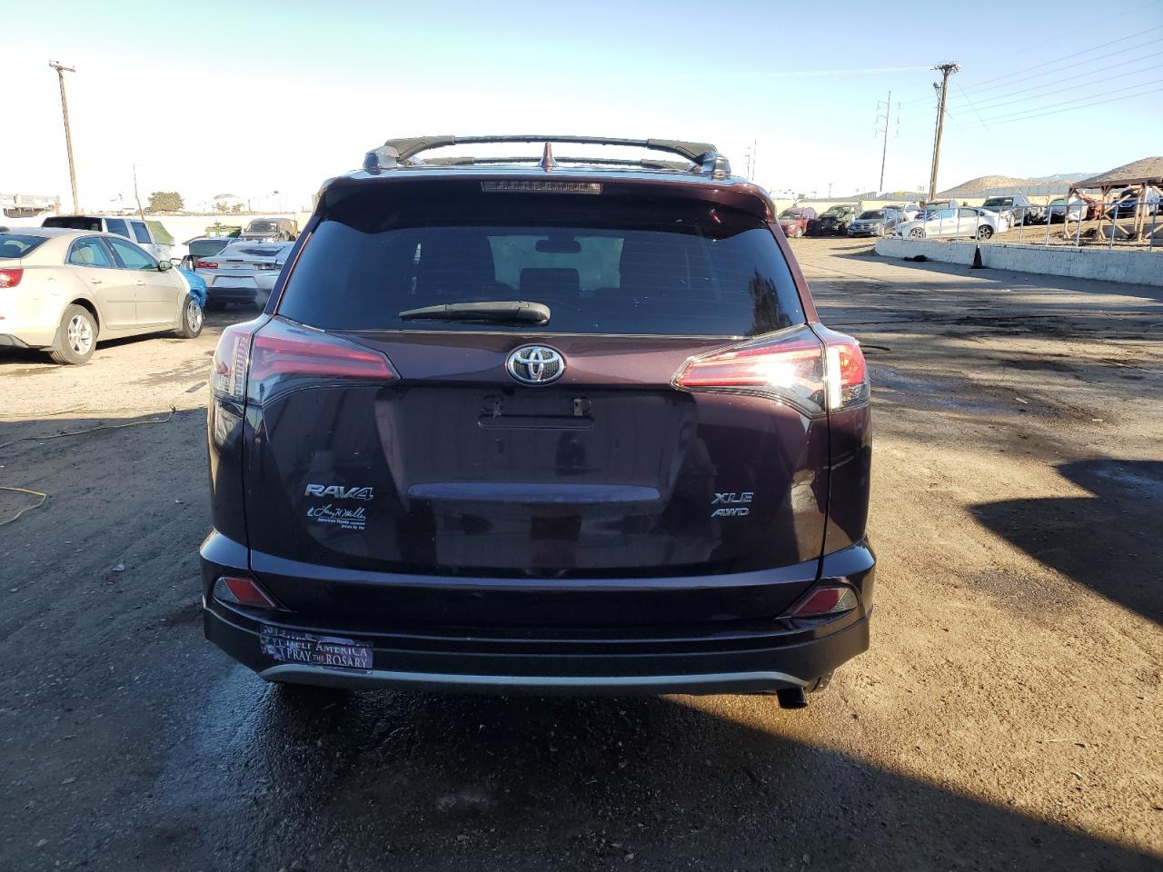 2017 Toyota Rav4 Xle VIN: 2T3RFREV8HW653620 Lot: 79813034