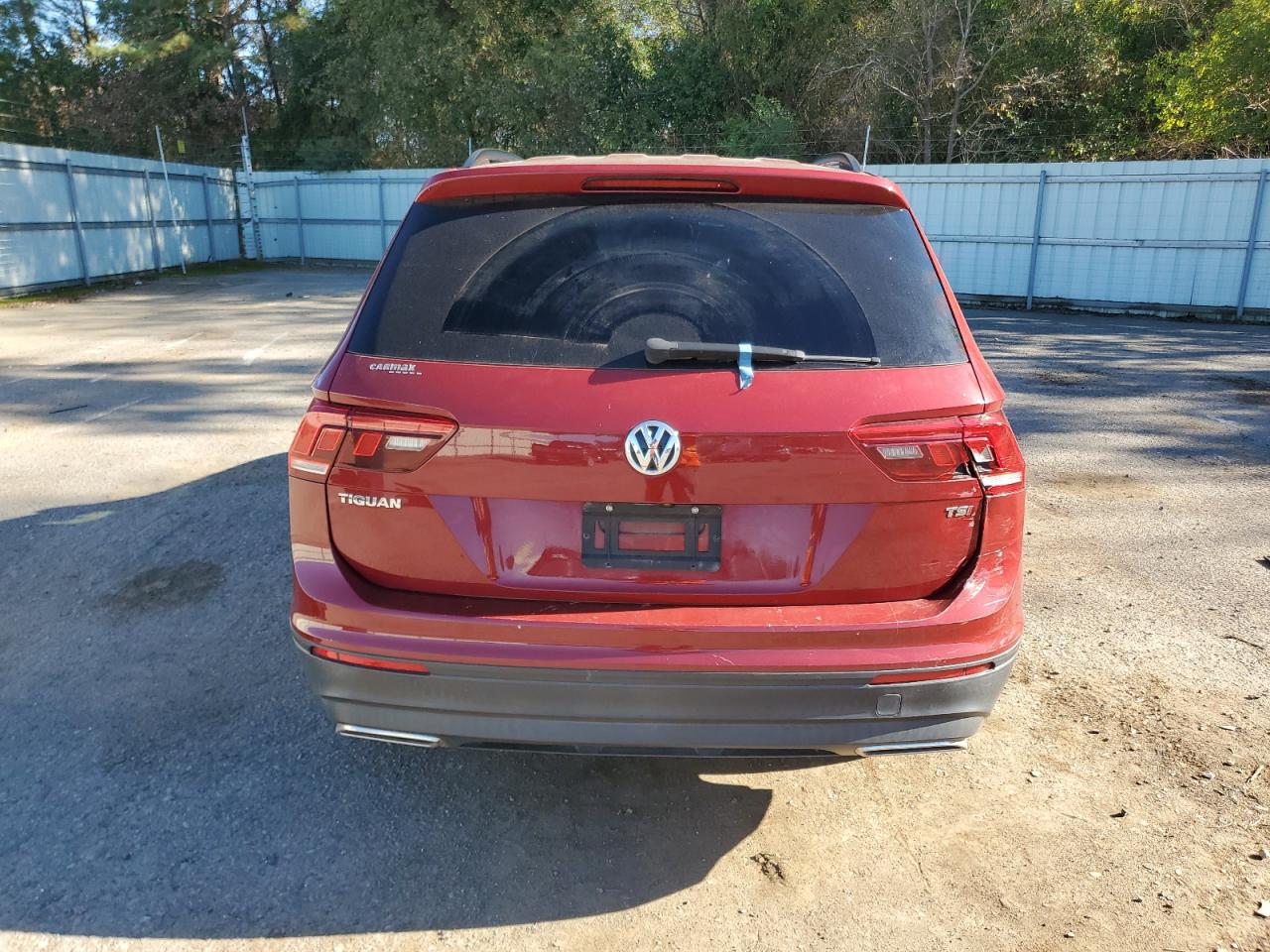 2018 Volkswagen Tiguan - Image 6