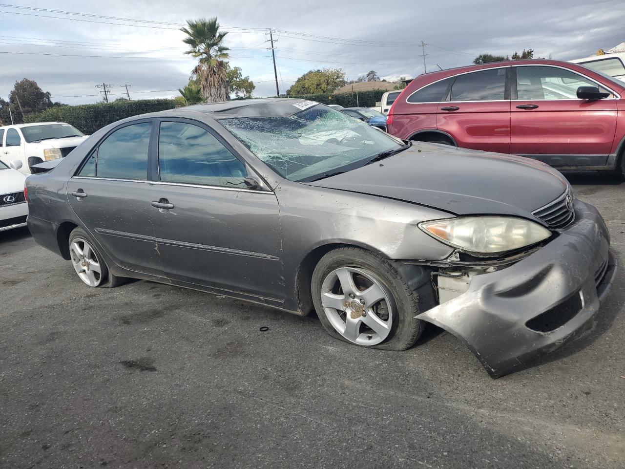 2005 Toyota Camry - Image 4