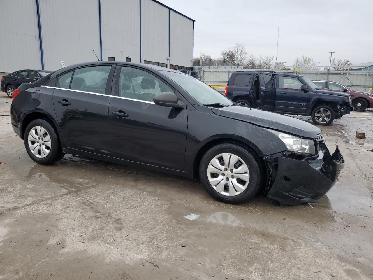 2012 Chevrolet Cruze - Image 4