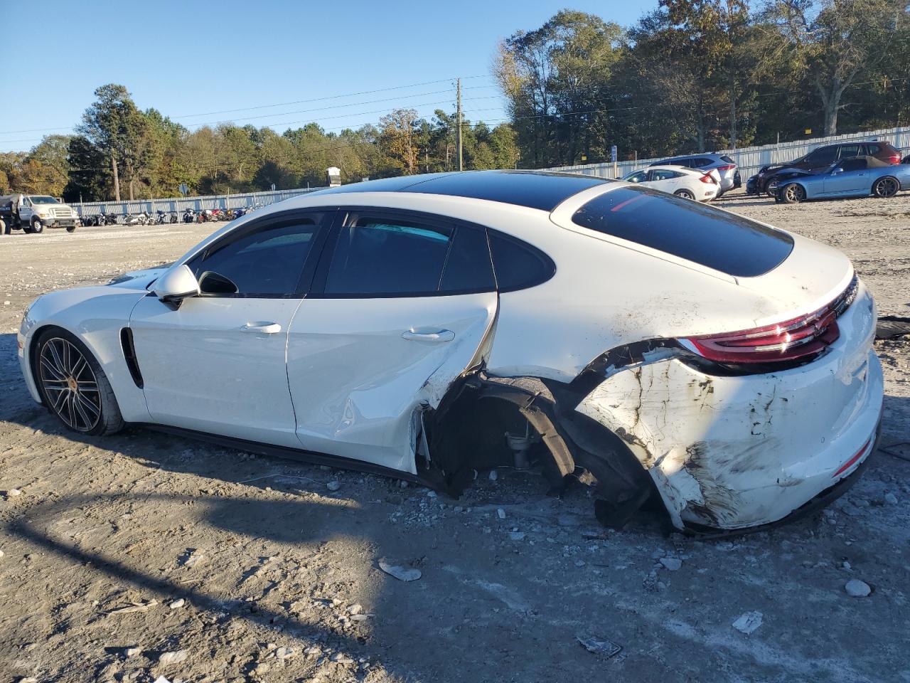 2019 Porsche Panamera - Image 2
