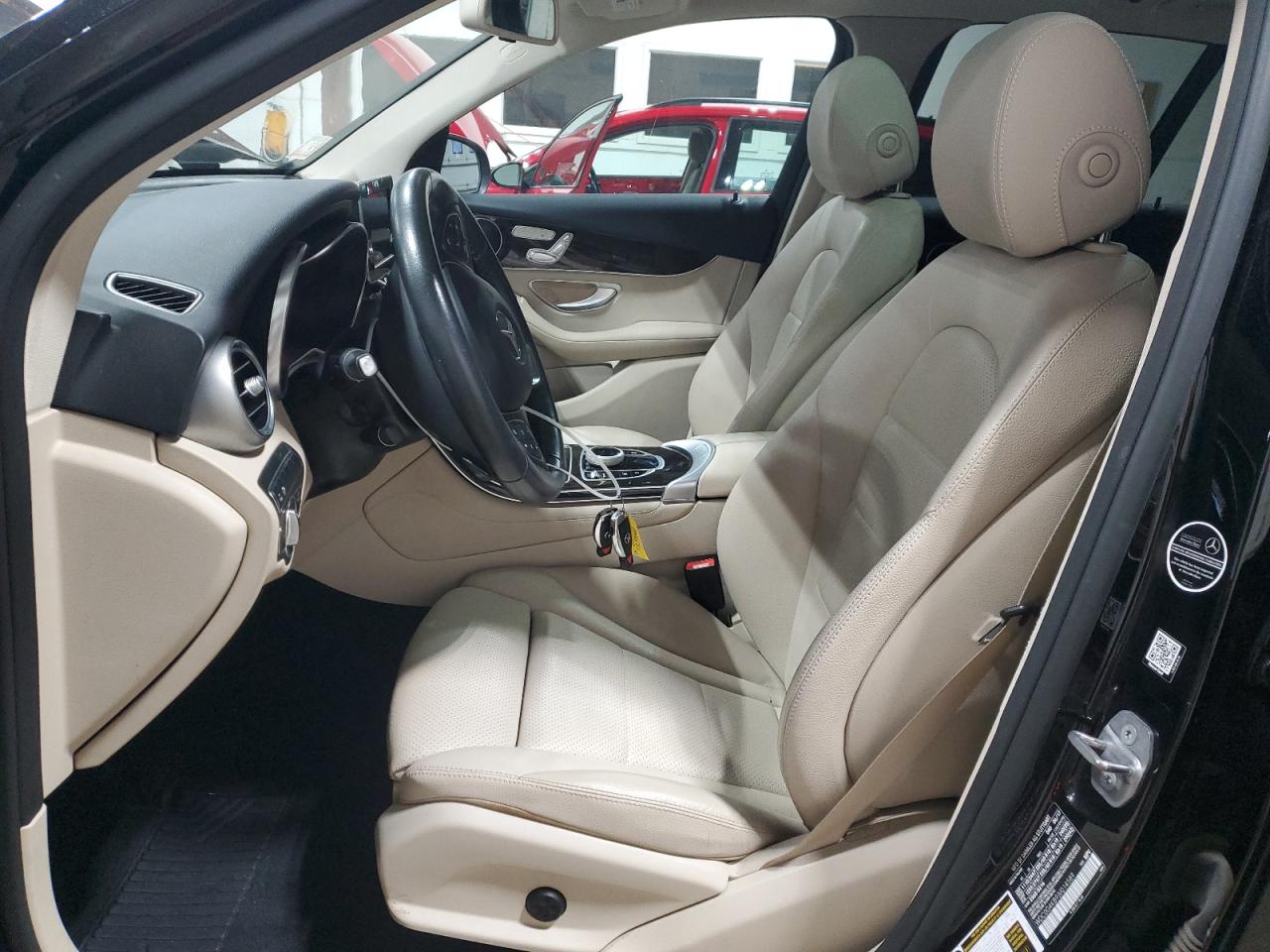 2018 Mercedes-Benz GLC - Image 7