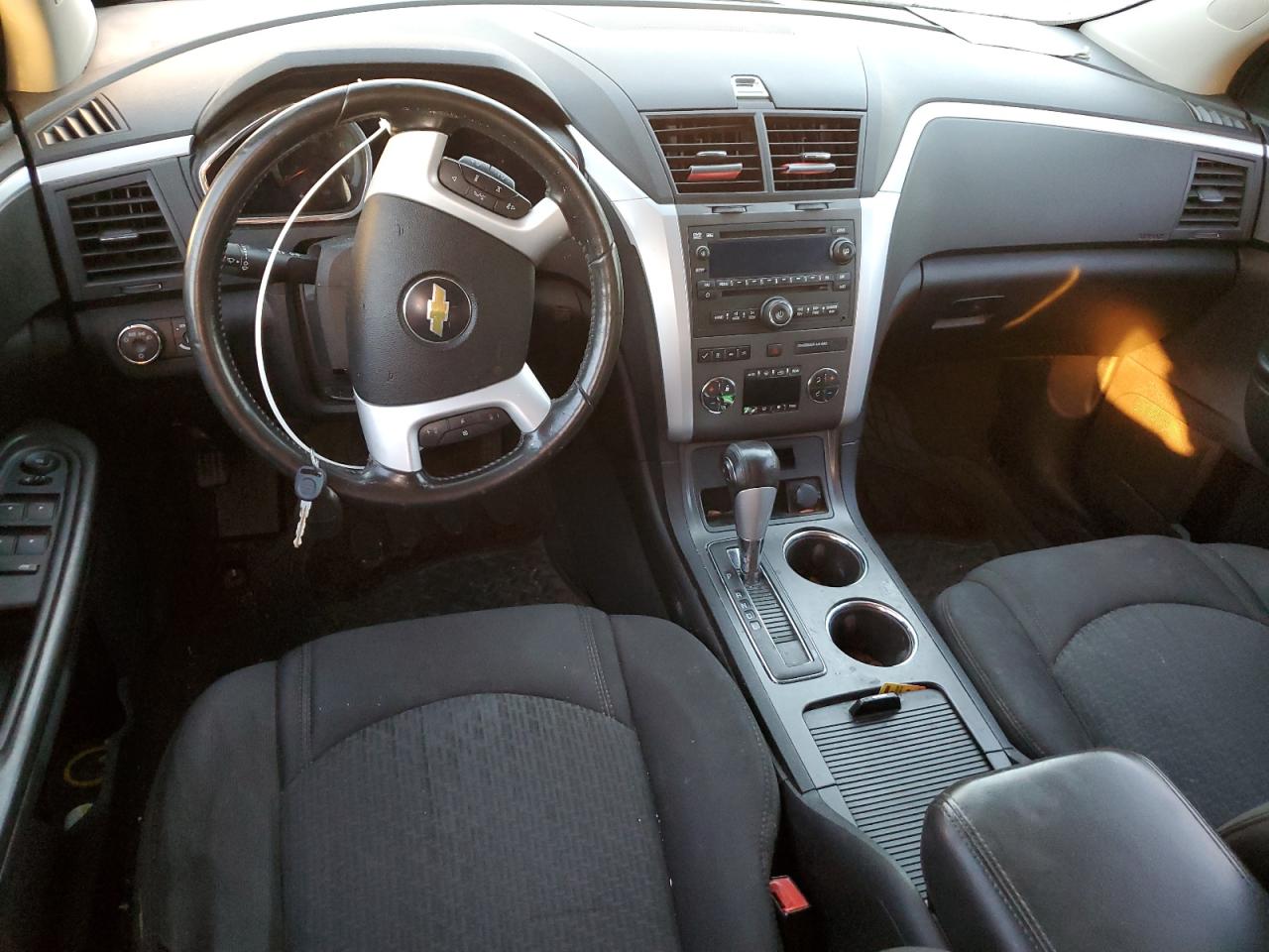2011 Chevrolet Traverse - Image 8