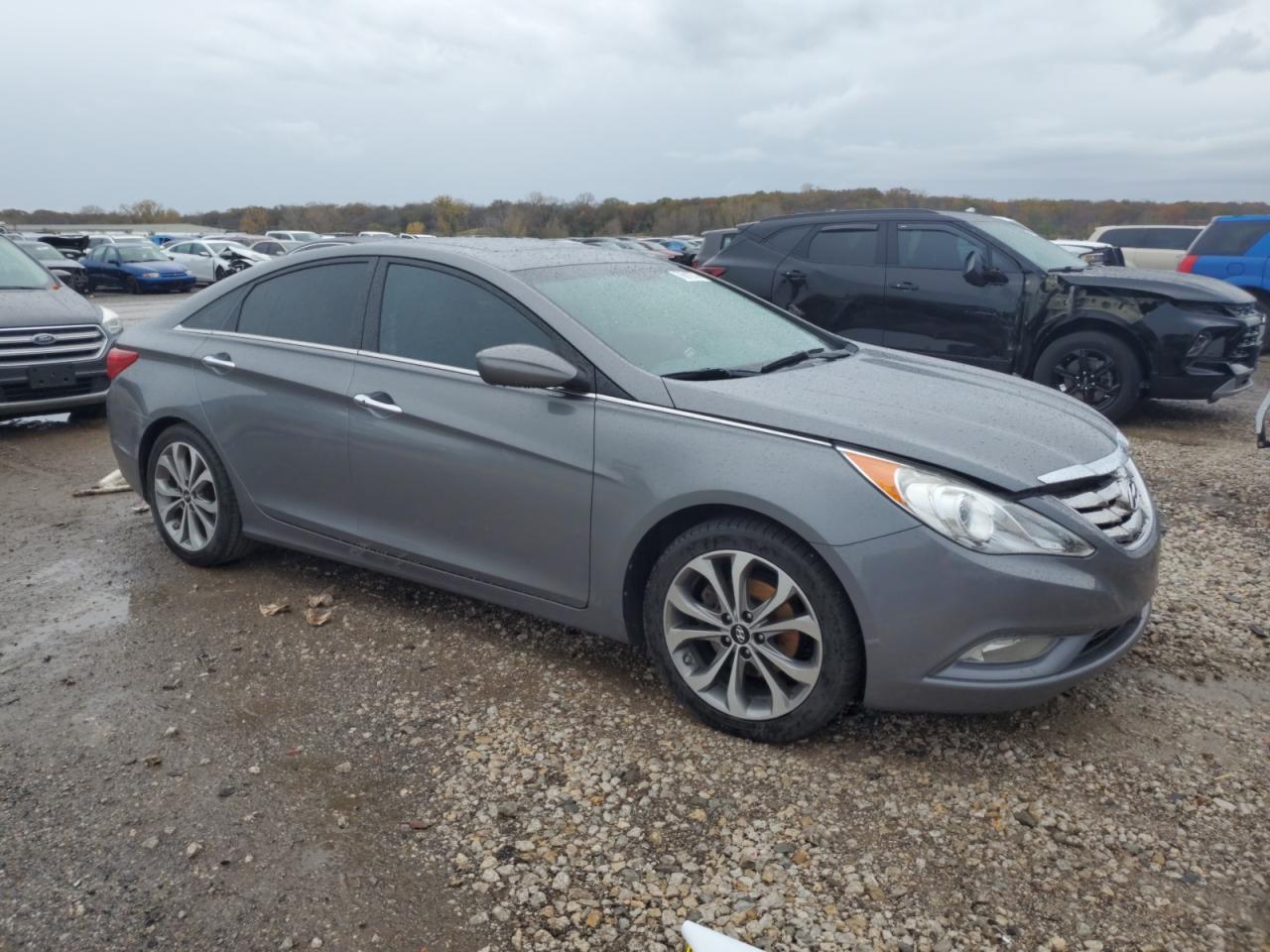 2013 Hyundai Sonata - Image 4