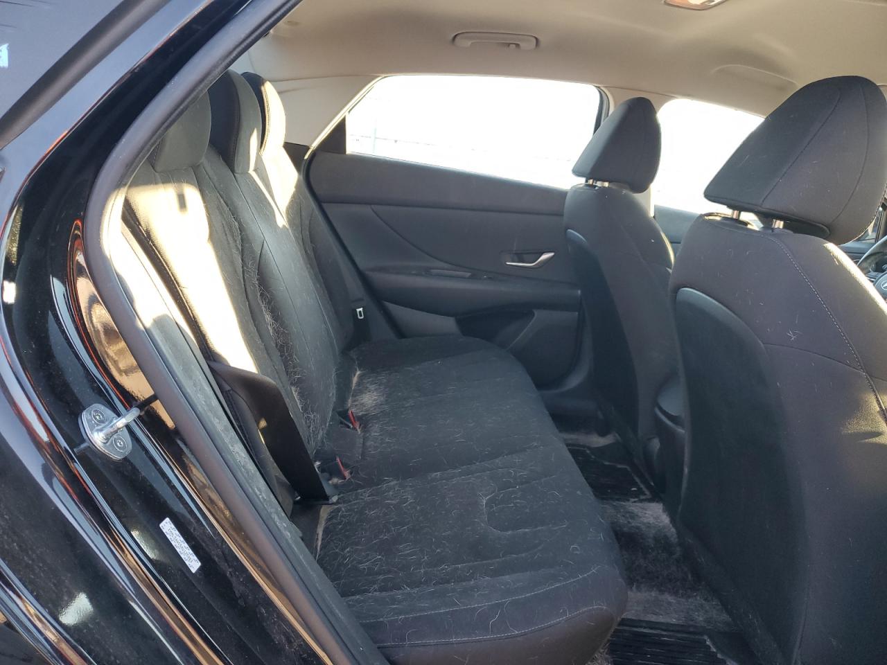 2021 Hyundai Elantra - Image 10