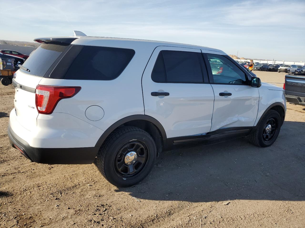 2016 Ford Explorer - Image 3