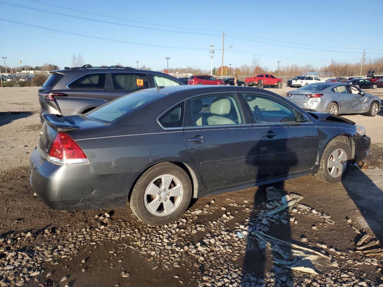 2010 Chevrolet Impala - Image 3