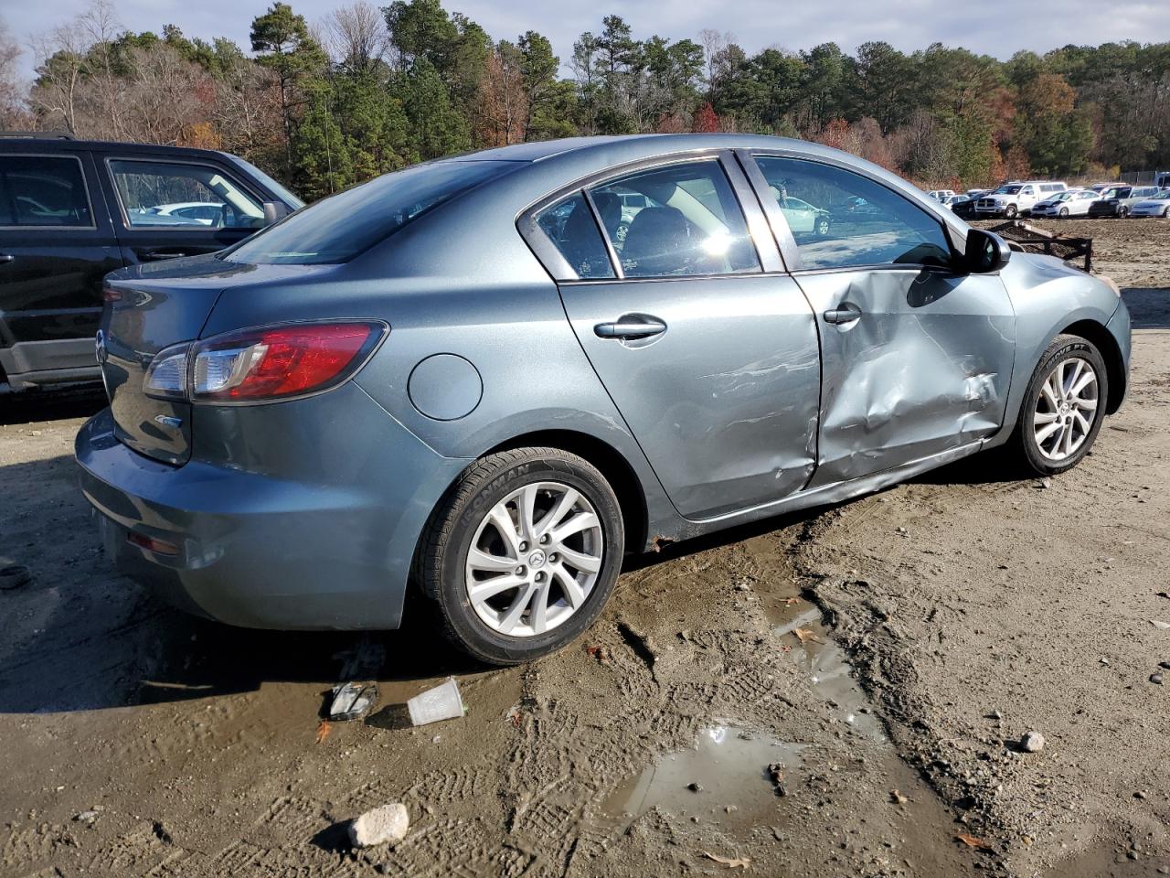 2012 Mazda 3 - Image 3