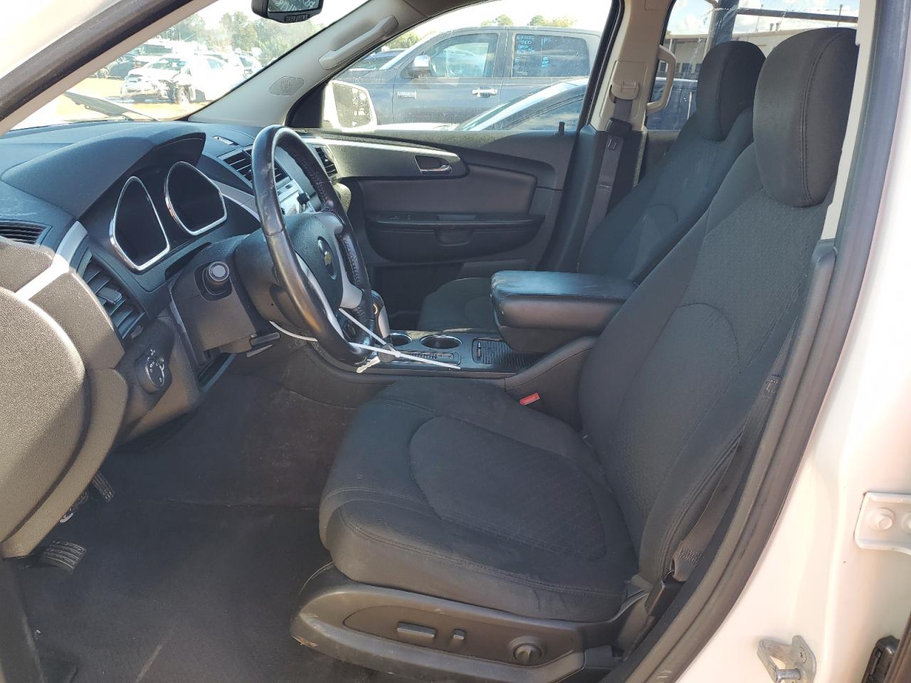 2011 Chevrolet Traverse Lt VIN: 1GNKRGED0BJ213280 Lot: 81328064