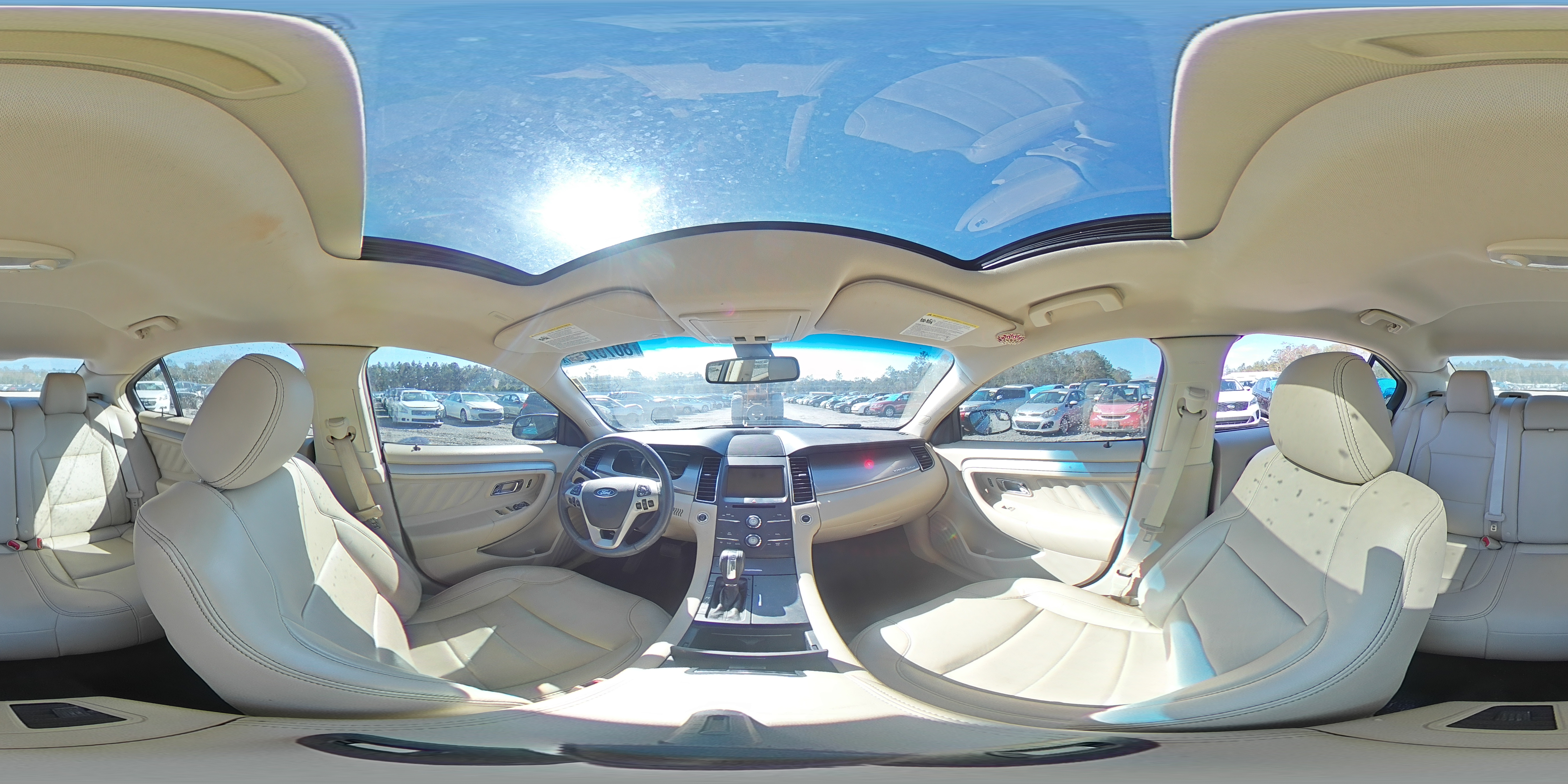 2013 Ford Taurus - Image 14