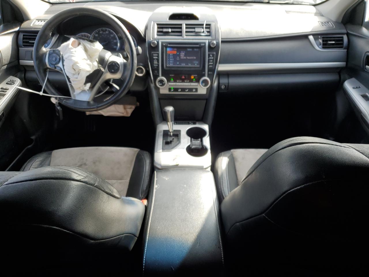 2012 Toyota Camry - Image 8