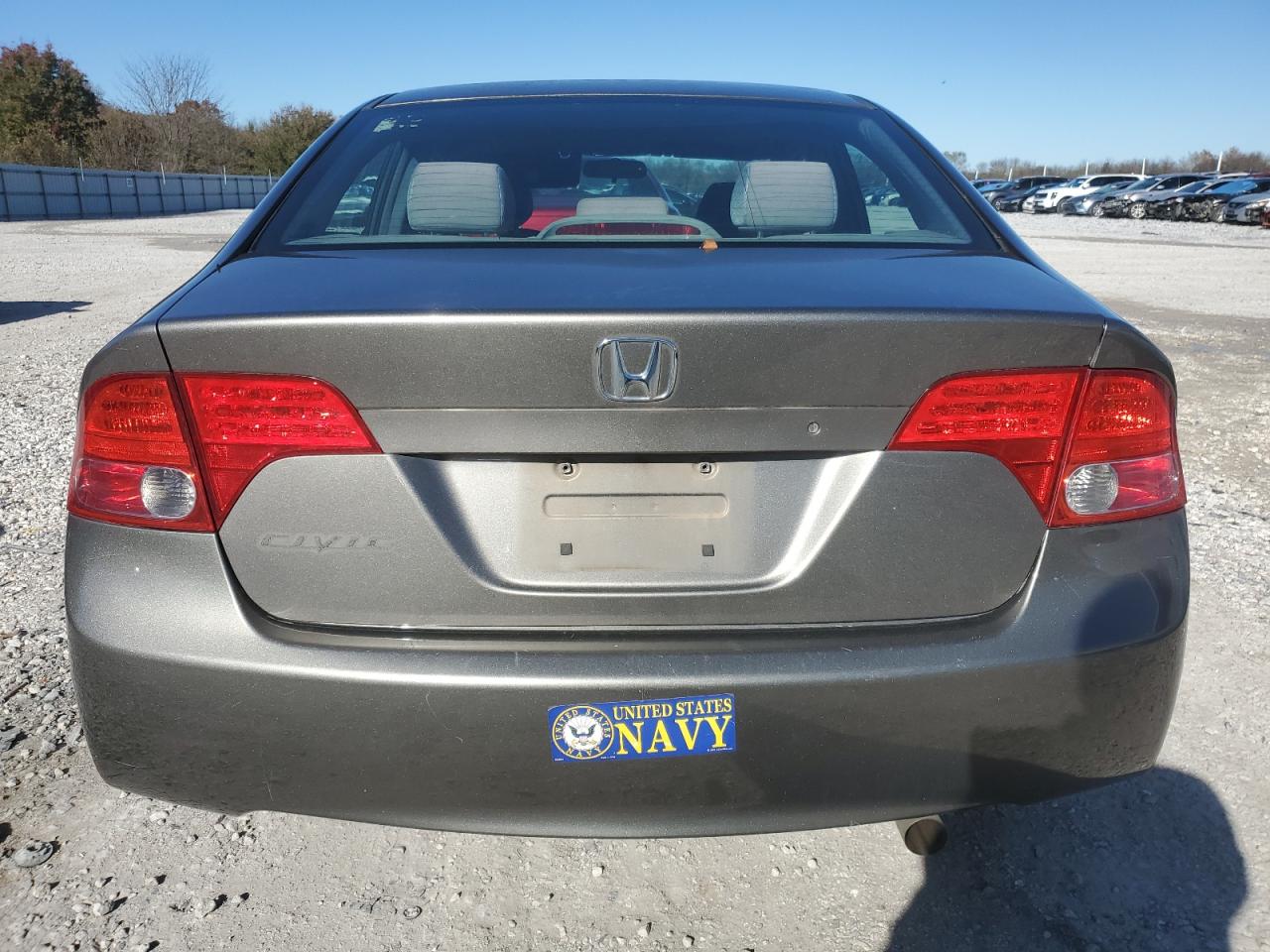 2008 Honda Civic Lx VIN: 2HGFA15518H336881 Lot: 82155374