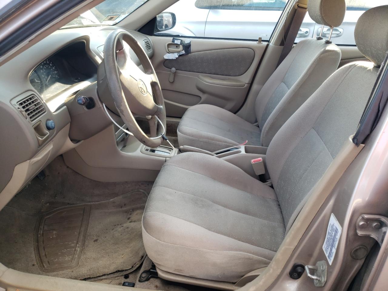 2000 Toyota Corolla - Image 7