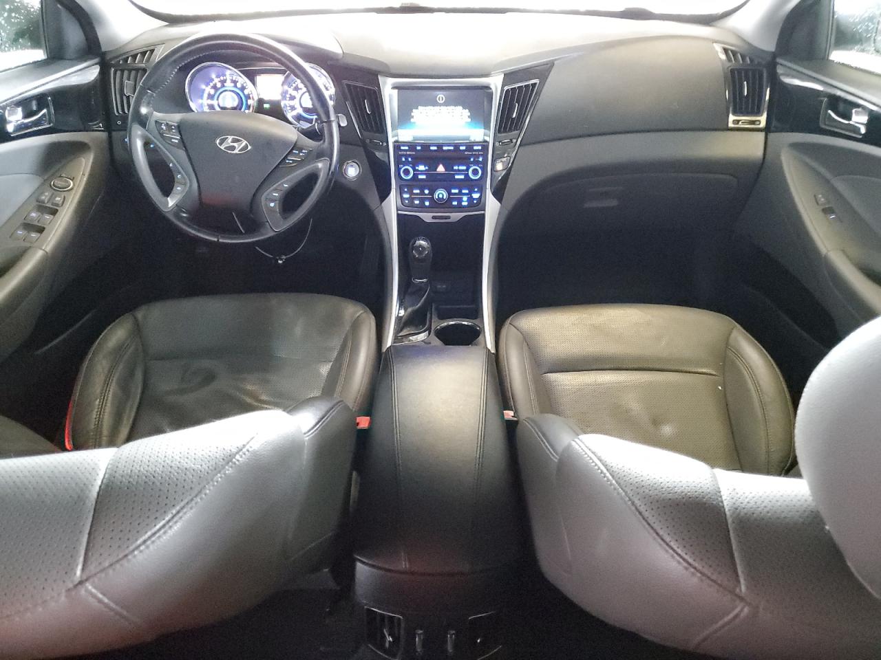 2014 Hyundai Sonata - Image 8