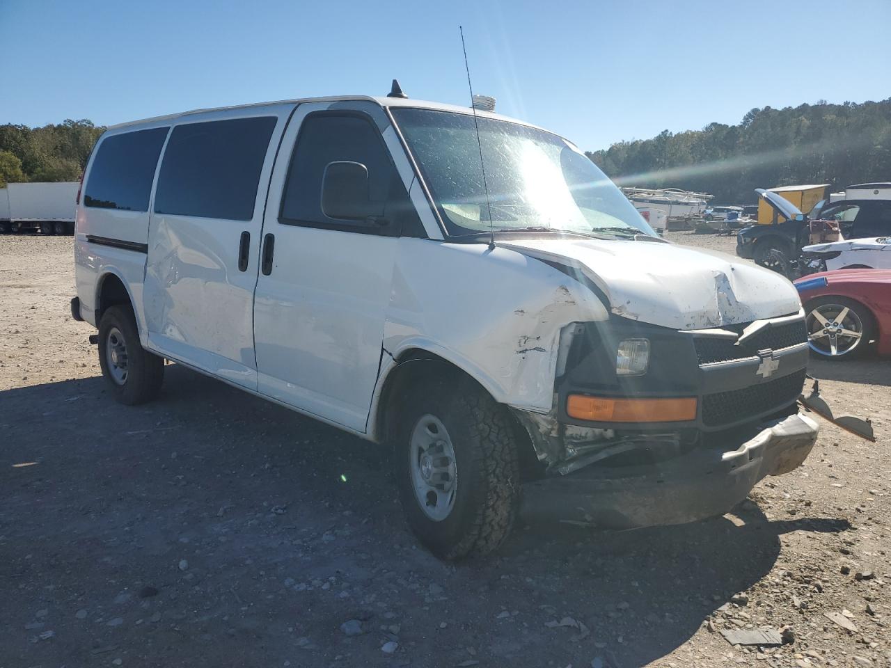 2009 Chevrolet Express - Image 4