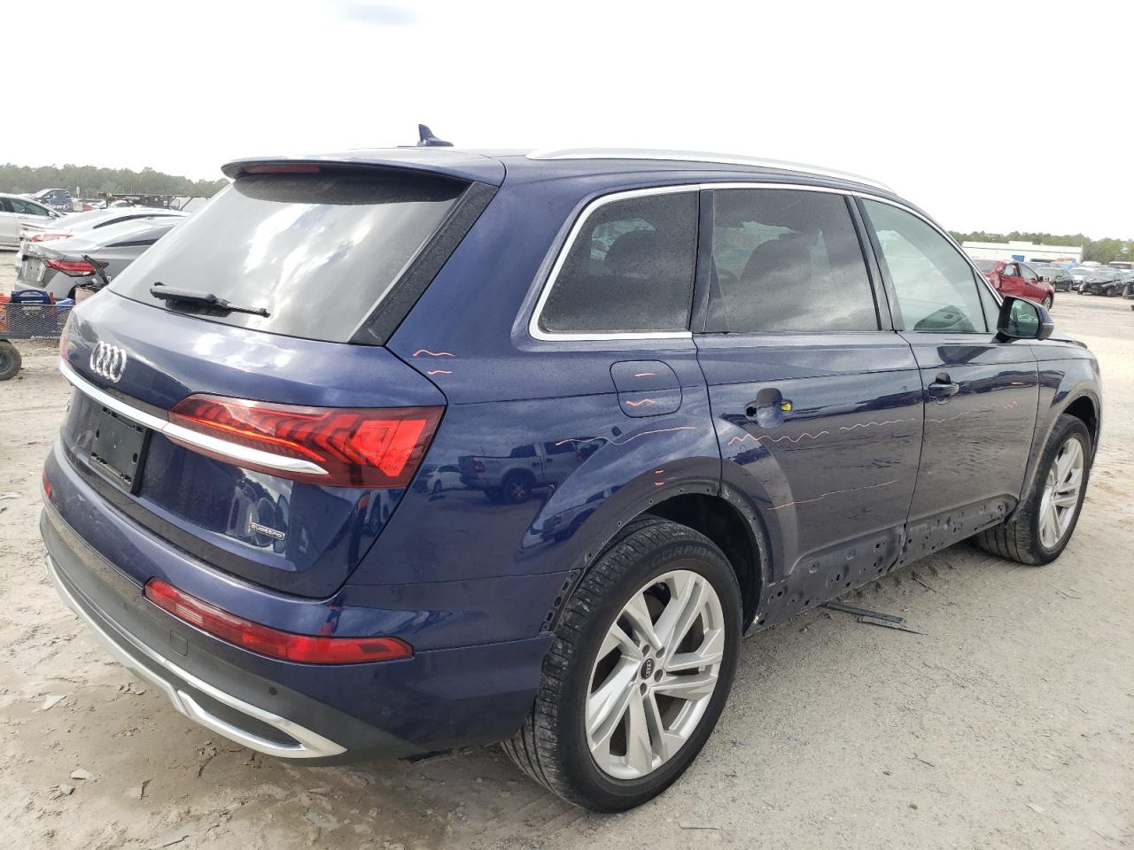 VIN WA1LXAF79MD017326 2021 AUDI Q7 no.3