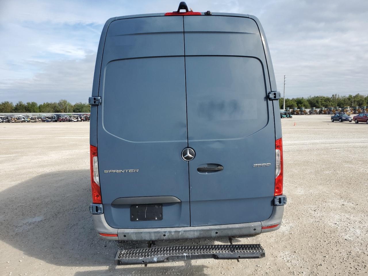 2019 Mercedes-Benz Sprinter 2500/3500 VIN: WD4PF0CD3KT004871 Lot: 83159064