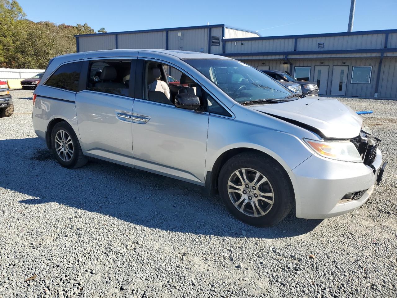 2011 Honda Odyssey - Image 4