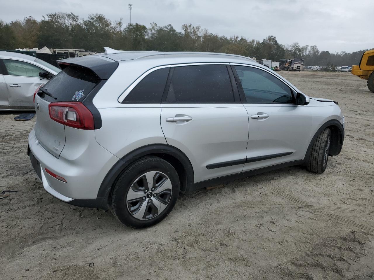 2017 Kia Niro - Image 3