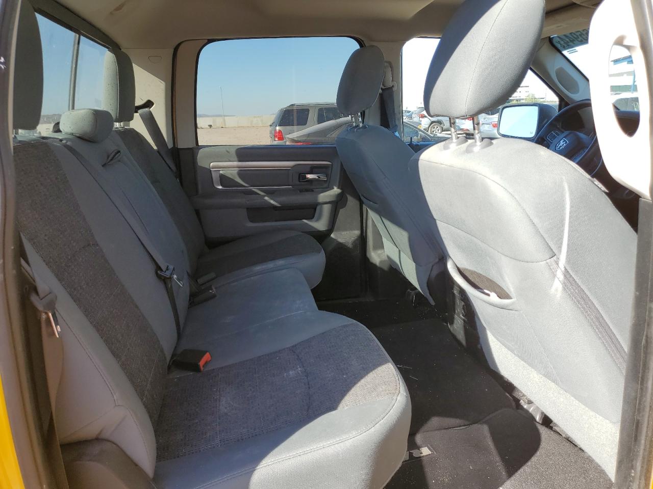 2016 RAM 1500 - Image 10