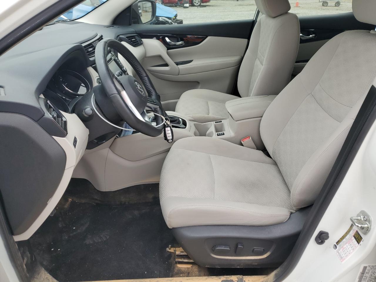 2018 Nissan Rogue - Image 7