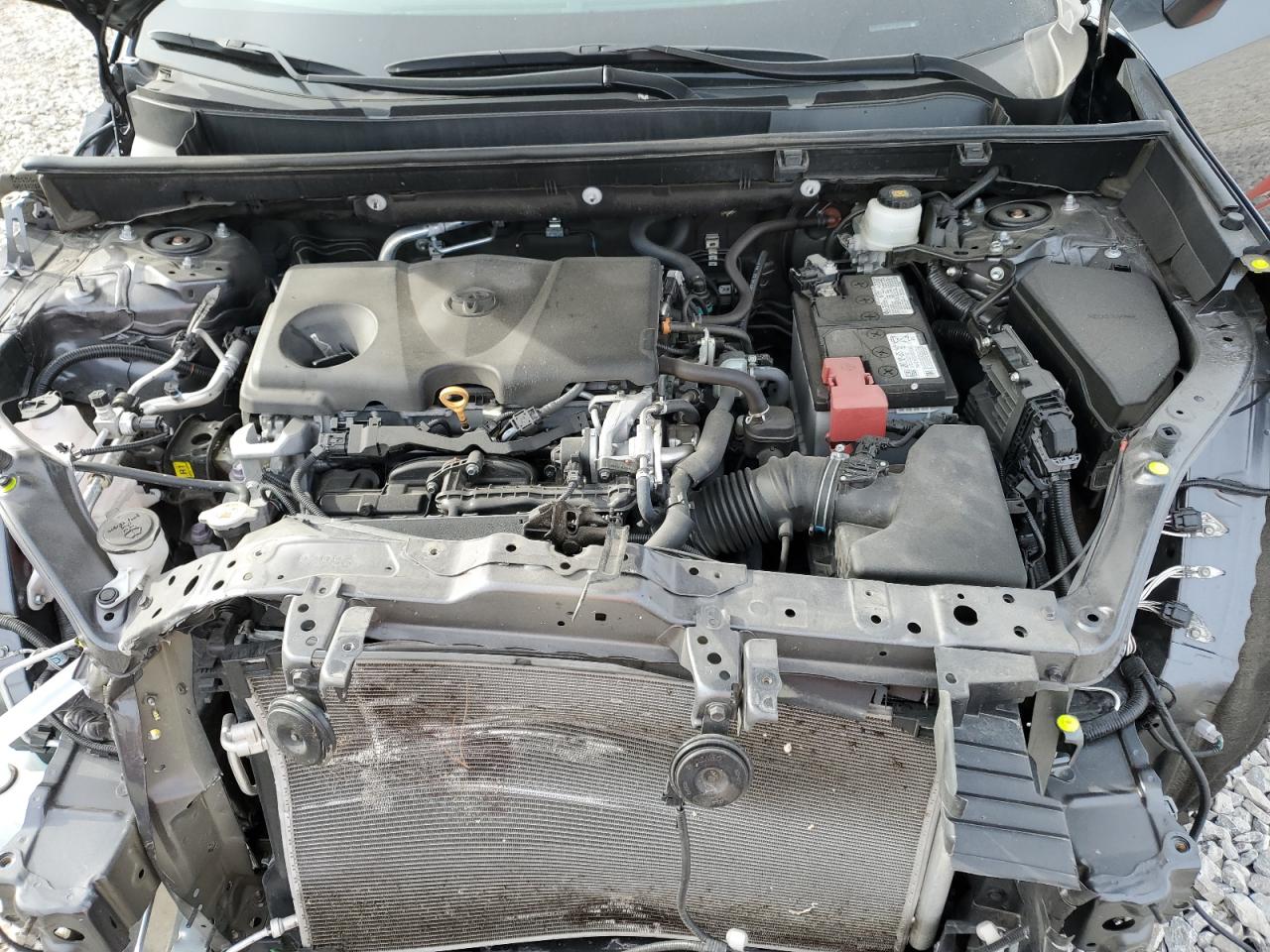 2021 Toyota RAV 4 - Image 12