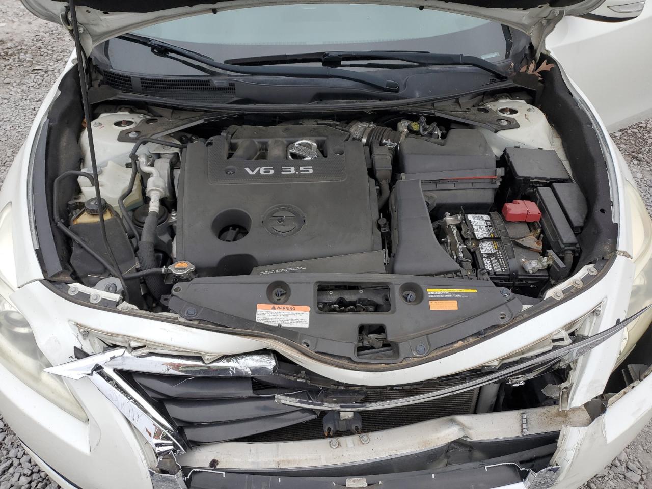 2013 Nissan Altima - Image 13