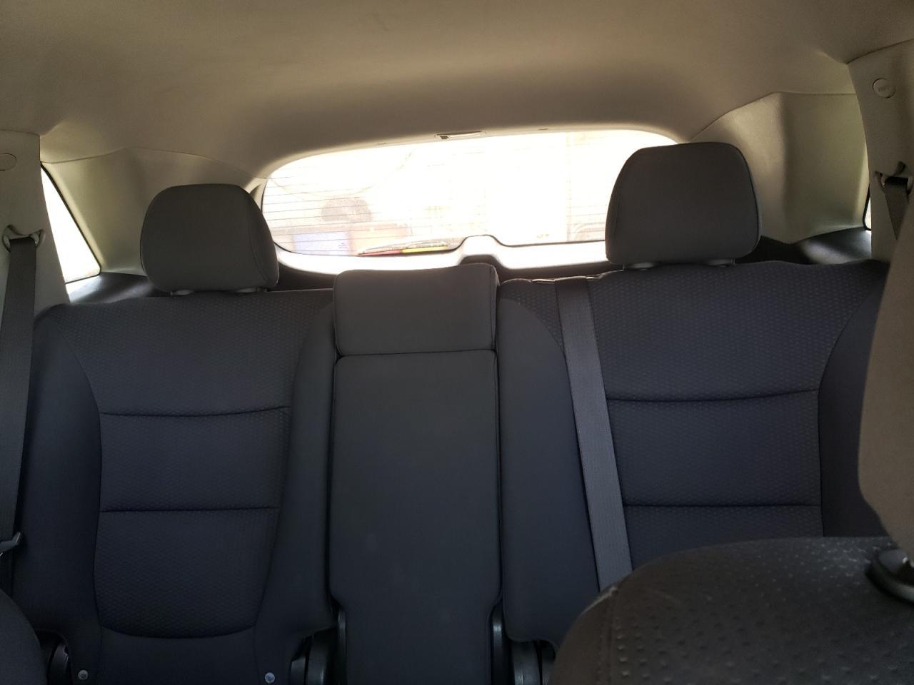 2011 Kia Sorento - Image 10