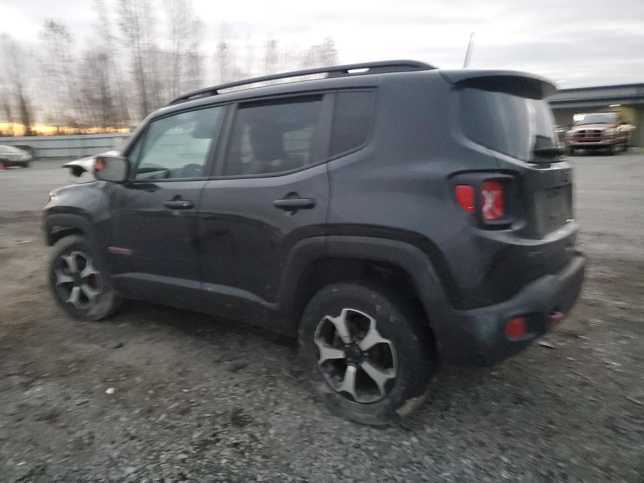 2020 Jeep Renegade - Image 2