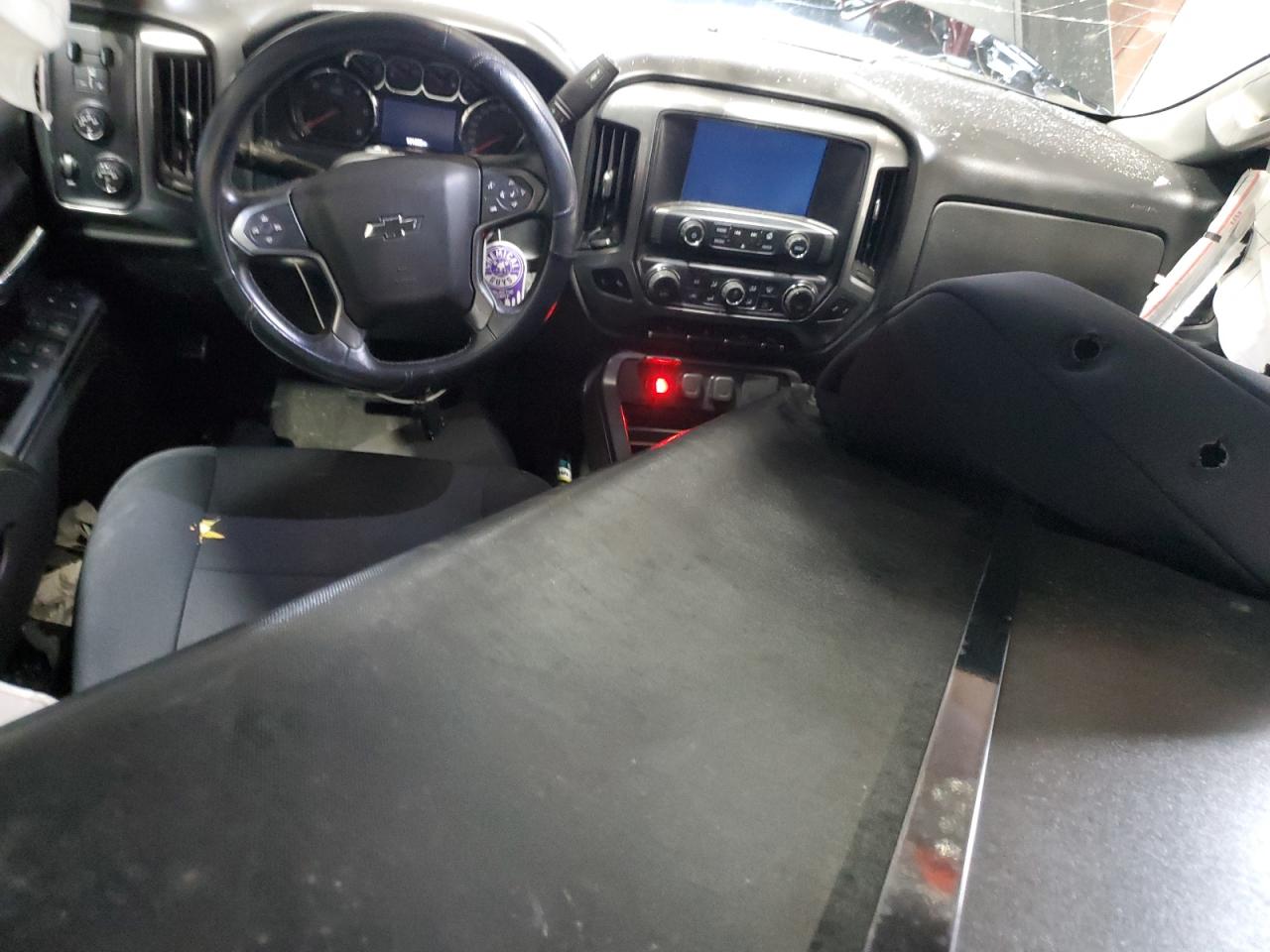 2015 Chevrolet Silverado - Image 8