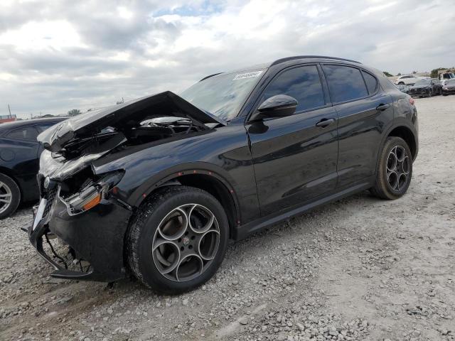 2018 Alfa Romeo Stelvio Sport for Sale in Opa Locka, FL - Front End