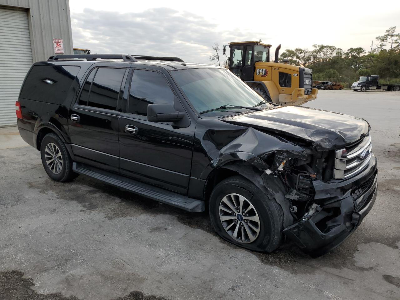 2015 Ford Expedition - Image 4