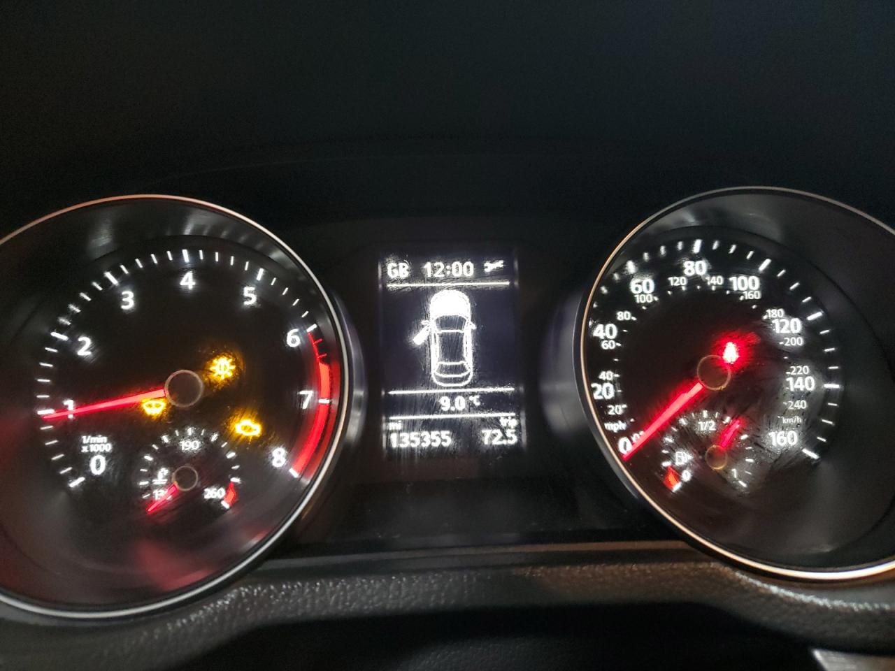 2017 Volkswagen Passat - Image 9