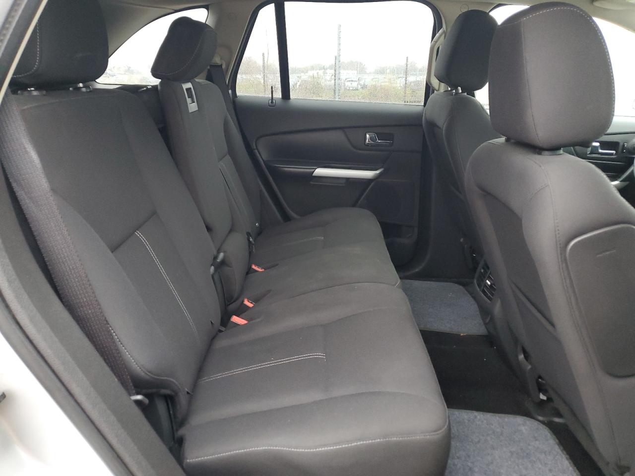 2012 Ford Edge - Image 11
