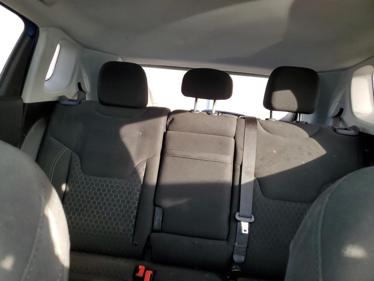 2018 Jeep Compass - Image 10