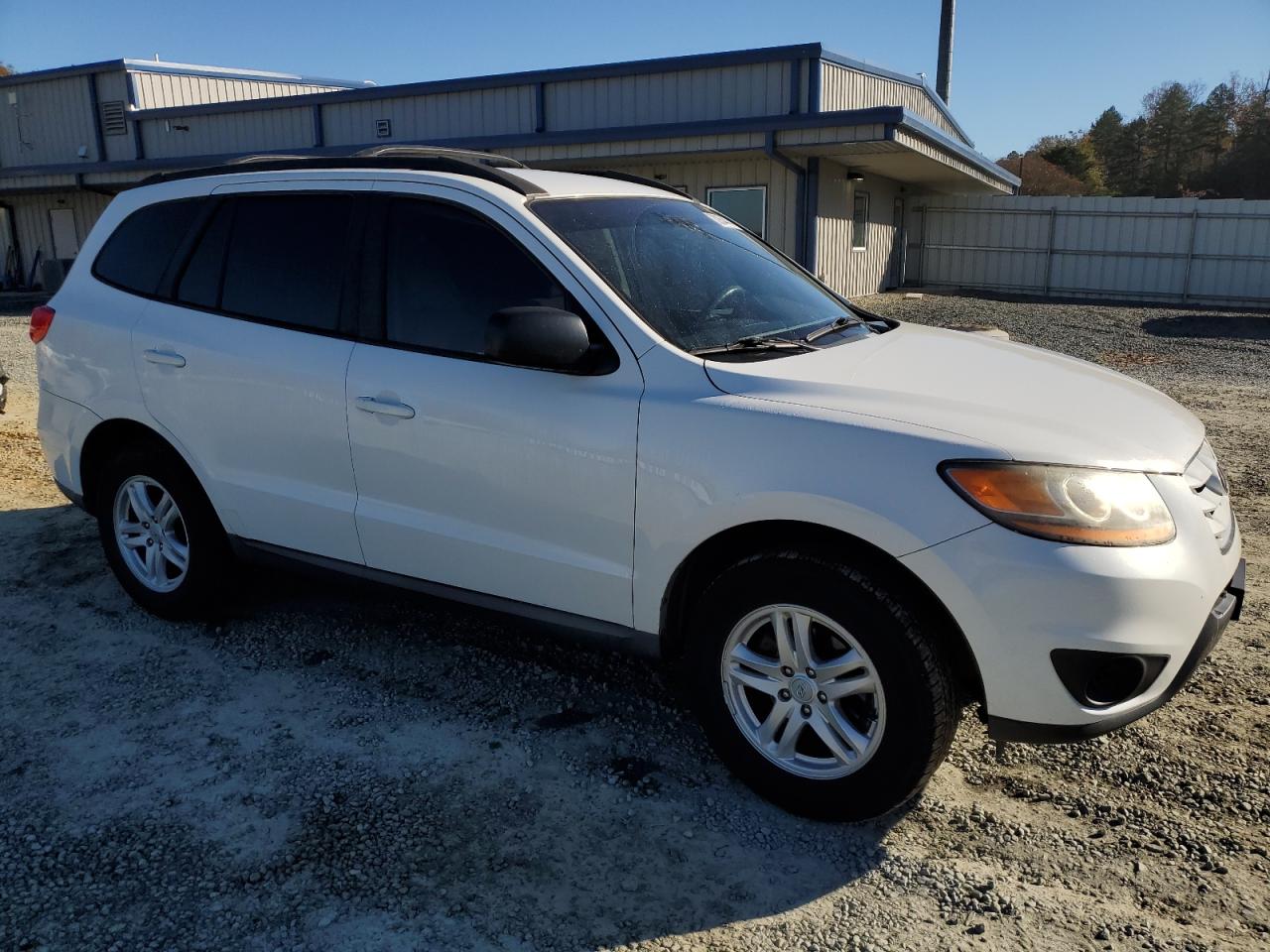 2010 Hyundai Santa Fe - Image 4