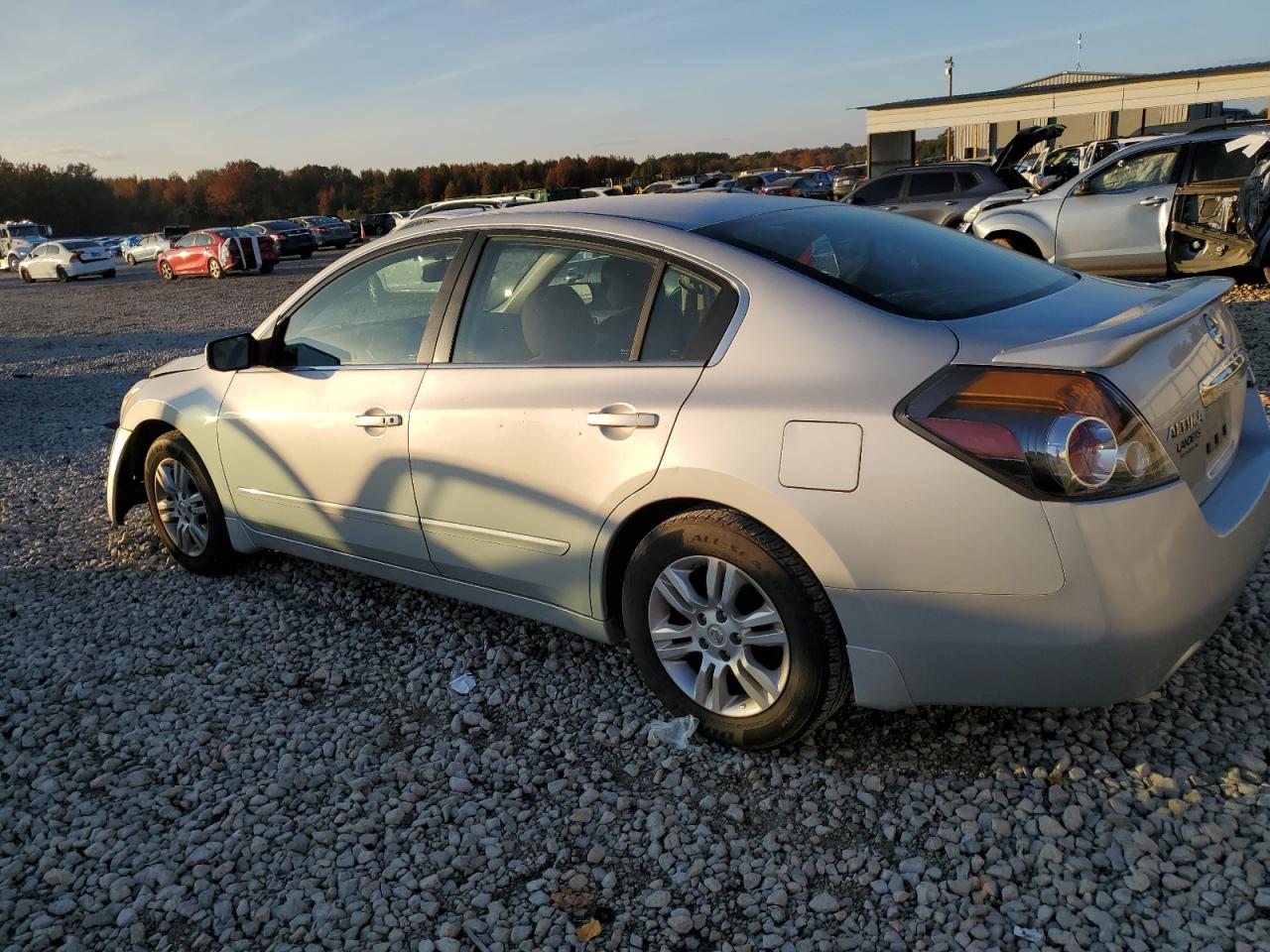 2012 Nissan Altima - Image 2