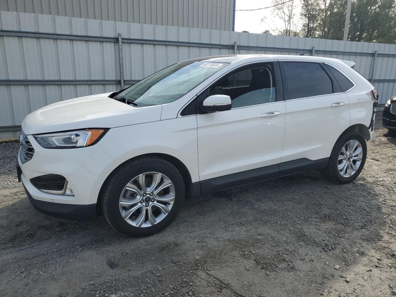 2022 Ford Edge - Image 1