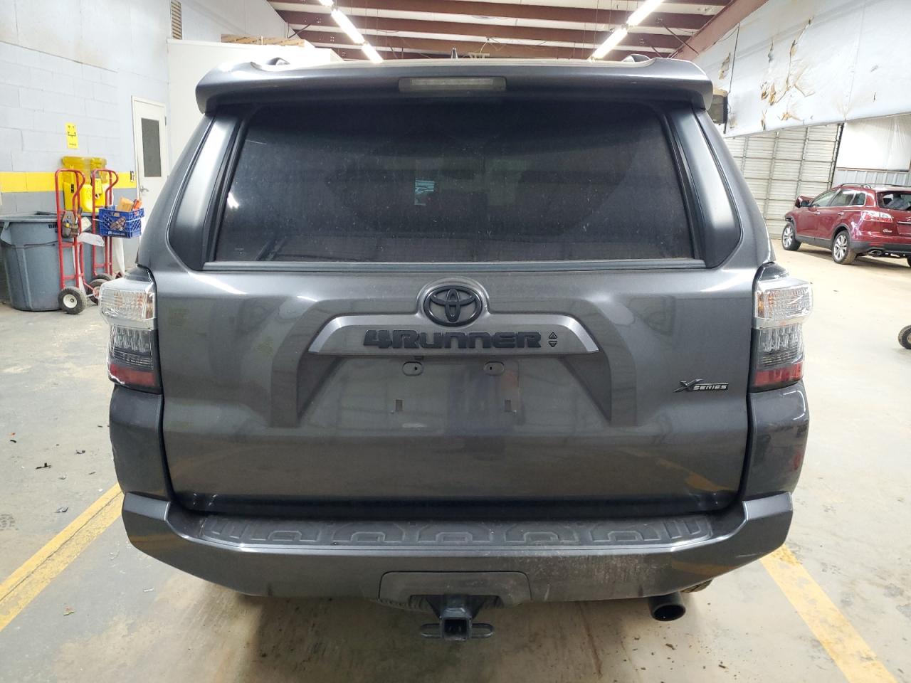 2020 Toyota 4Runner - Image 6