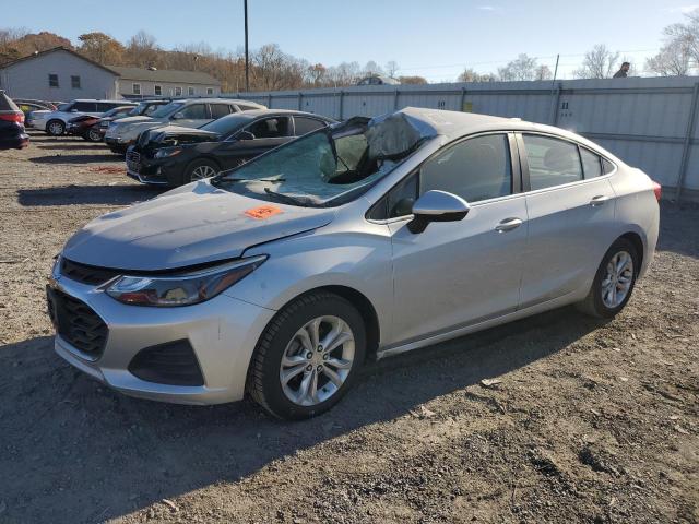  CHEVROLET CRUZE 2019 Silver