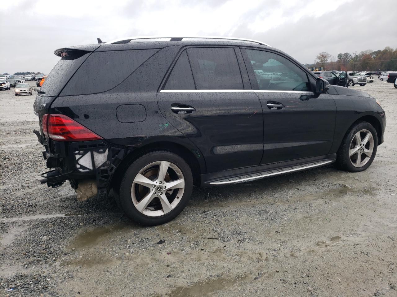 2017 Mercedes-Benz GLE - Image 3