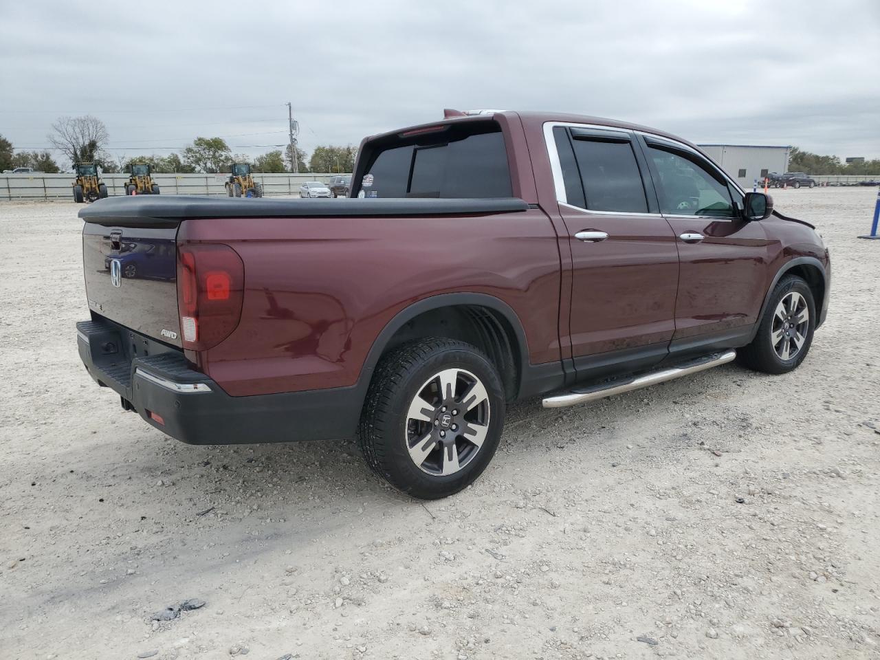 VIN 5FPYK3F74KB000209 2019 HONDA RIDGELINE no.3