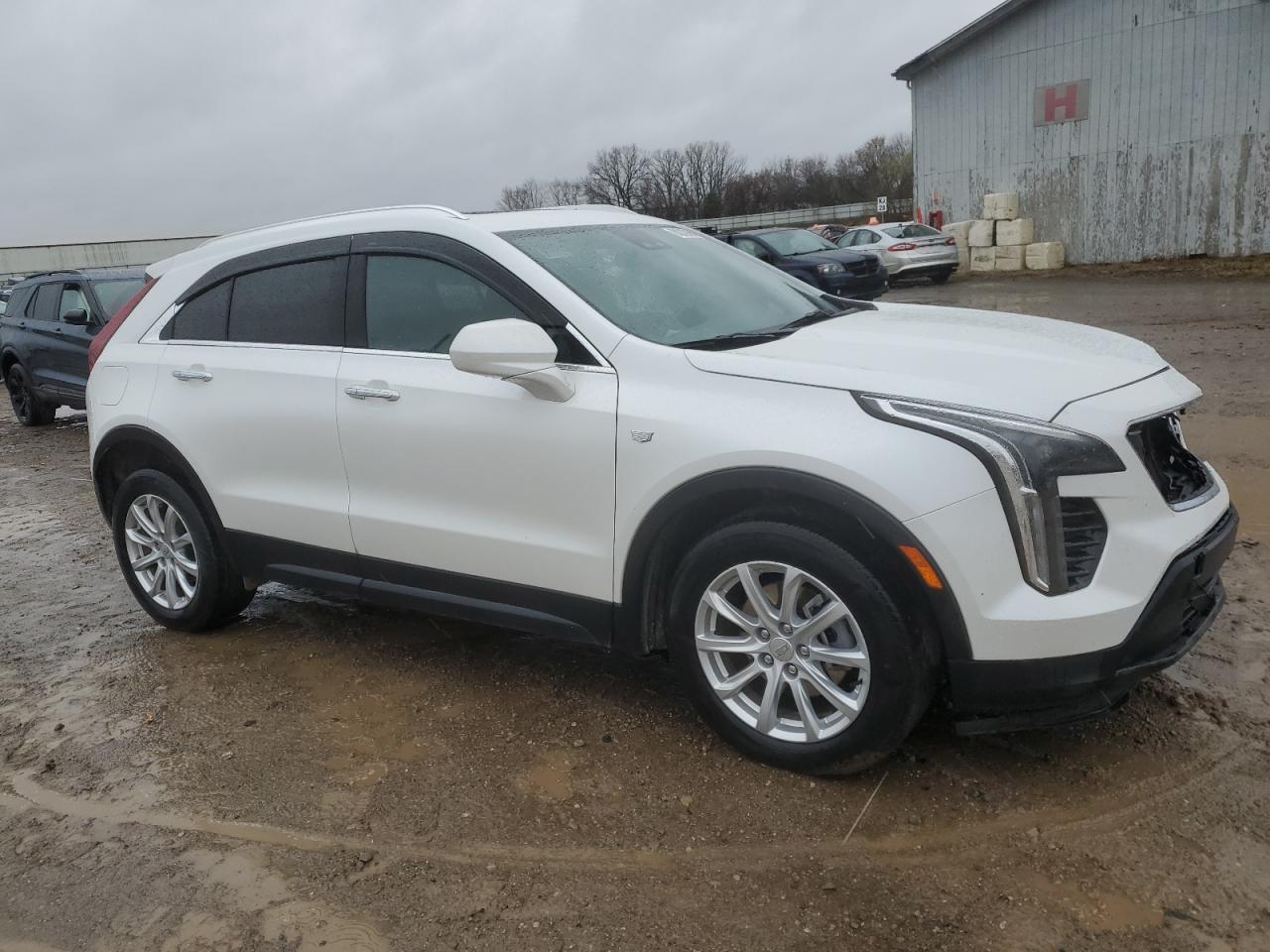 VIN 1GYFZBR43NF169994 2022 CADILLAC XT4 no.4