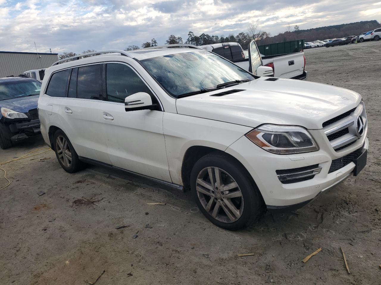 VIN 4JGDF6EE4FA493526 2015 MERCEDES-BENZ GL-CLASS no.4