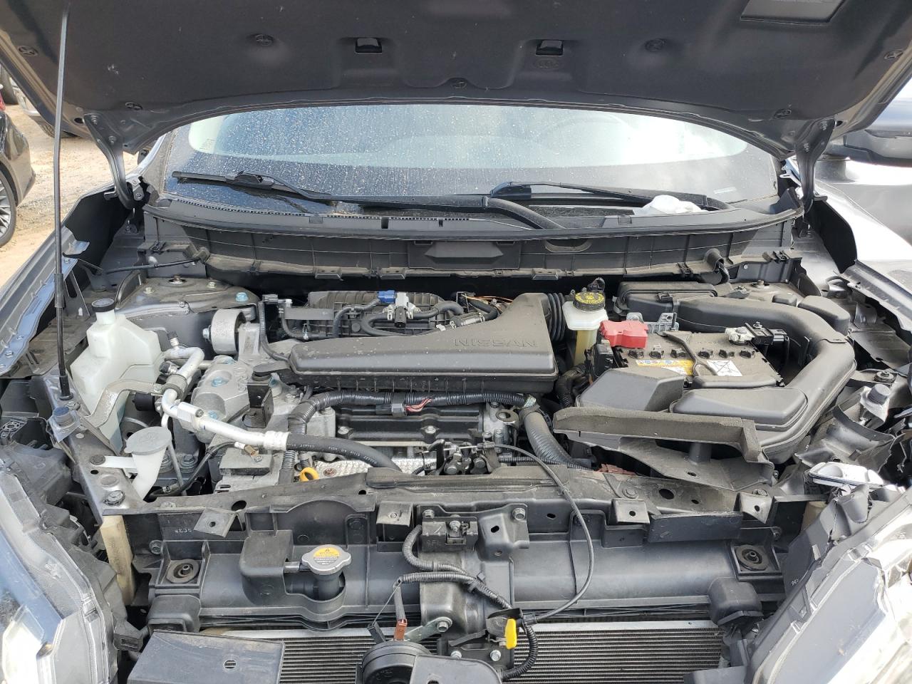 2019 Nissan Rogue - Image 12