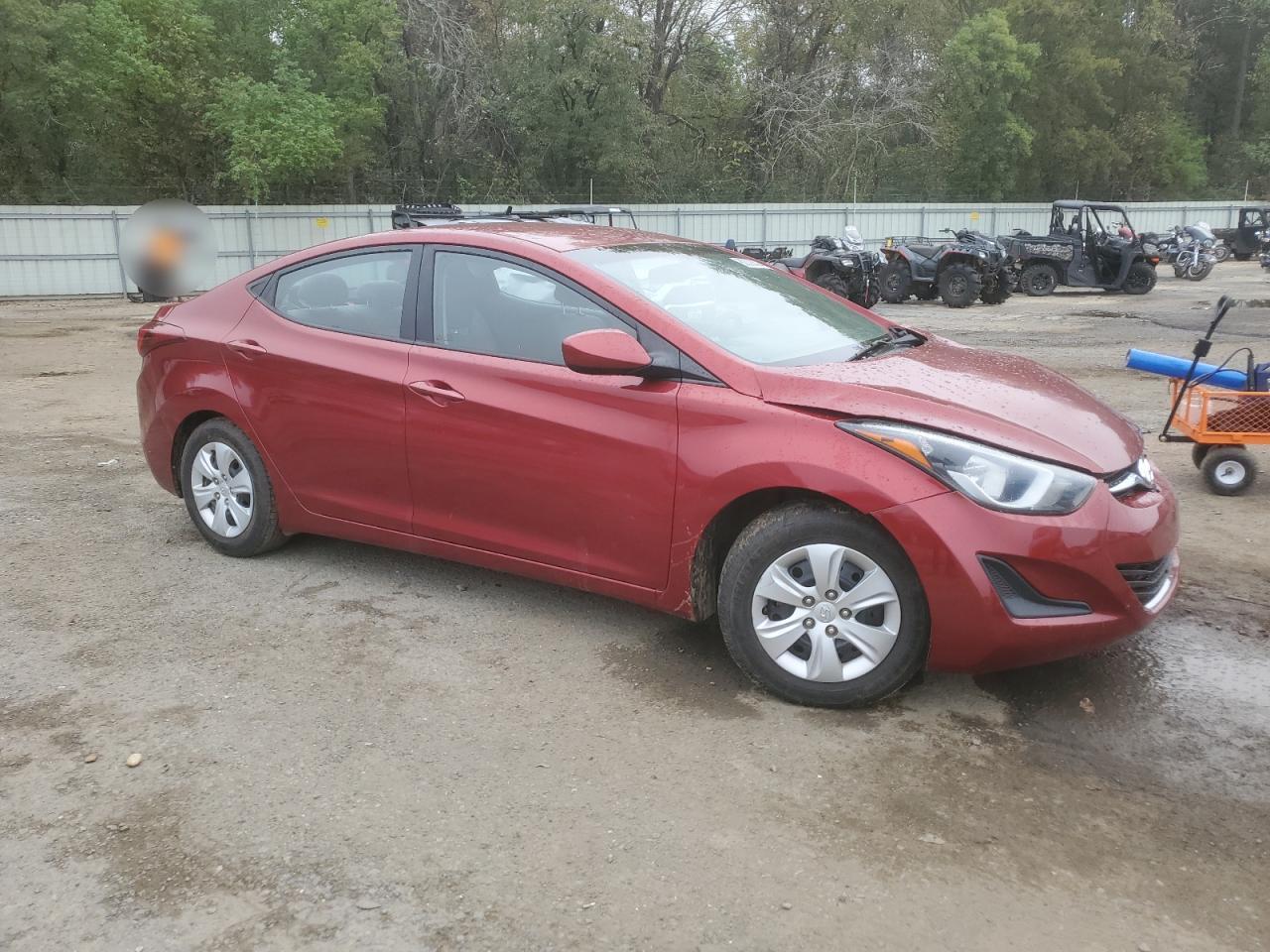 2016 Hyundai Elantra - Image 4
