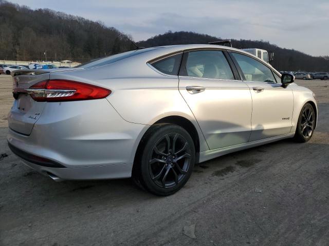  FORD FUSION 2018 Silver